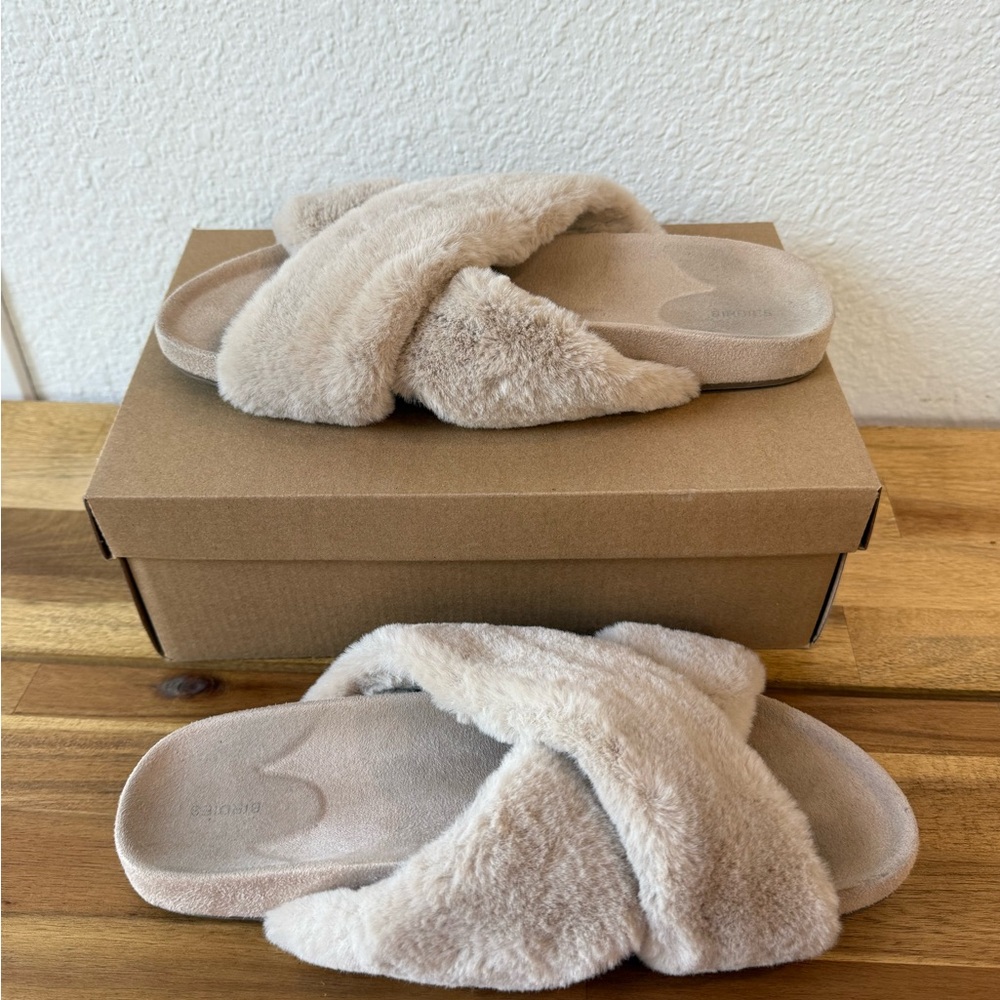 Birdies “The Robin” Faux Fur Slippers